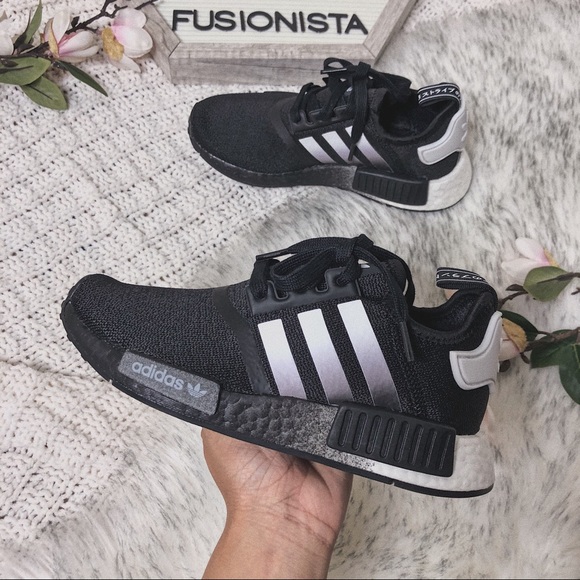 ‼️sold‼️NWT 🍭 Adidas NMD R1 Oreo Ombré 4Y/5.5W - Picture 7 of 9